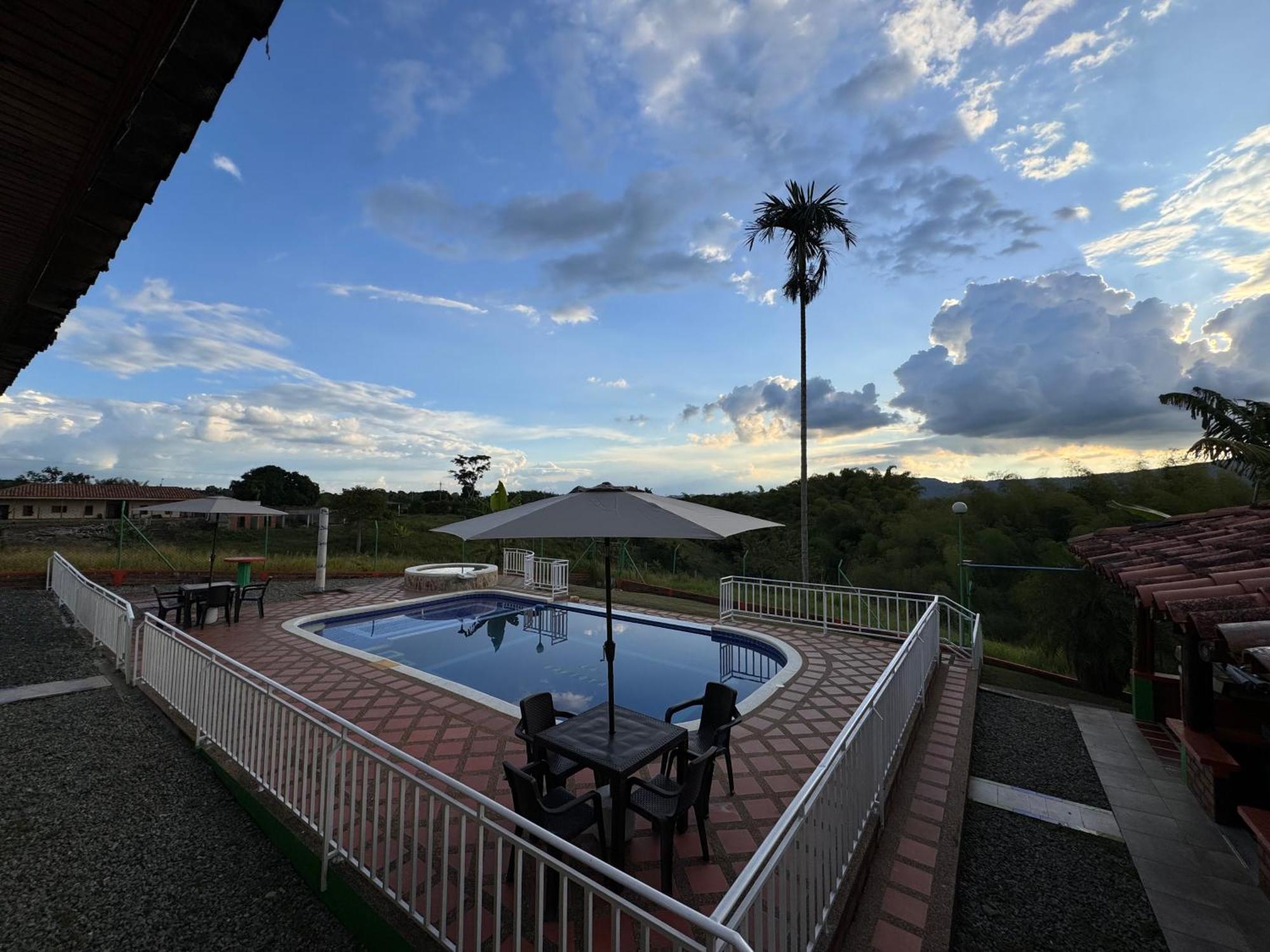 Finca La Gaviota Montenegro Εξωτερικό φωτογραφία